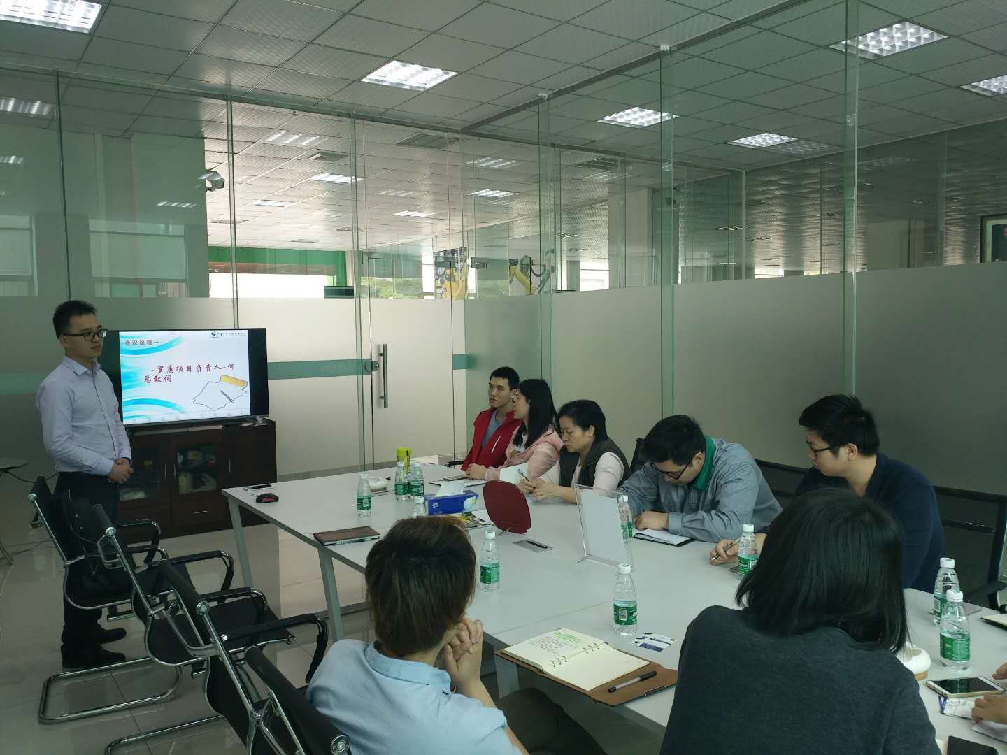 祝贺罗庚机器人签约顺景乐竞官方网页版-乐竞（中国）